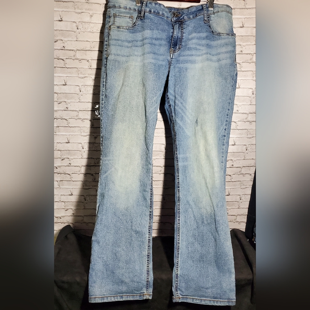 Natural Reflections Jeans
